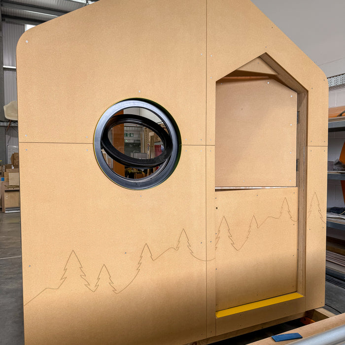 Birdhouse Cabin
