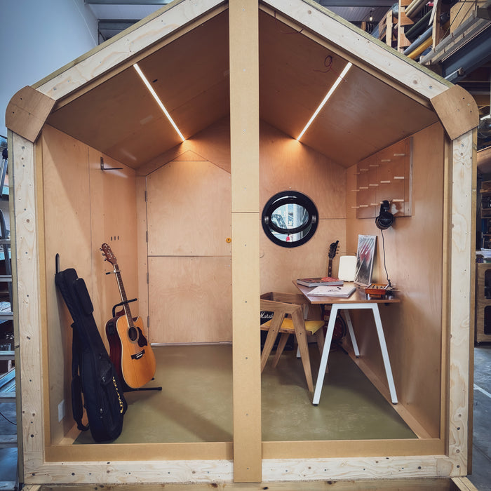 Birdhouse Cabin